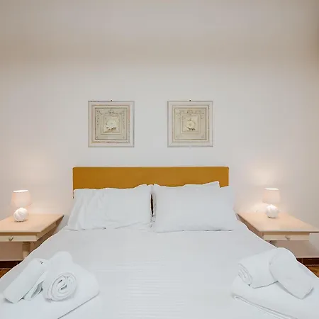 Vittoria Guest house